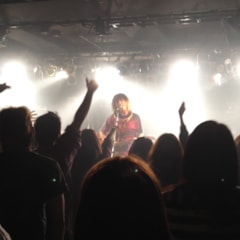 バンドあるある ライブが盛り上がらない そんな時に伝説のライブバンド マノウォーに学ぶ ライブの殺り方 Musit ミュージット バンドあるある ライブが盛り上がらない そんな時に伝説のライブバンド マノウォーに学ぶ ライブの殺り方 Musit ミュージット